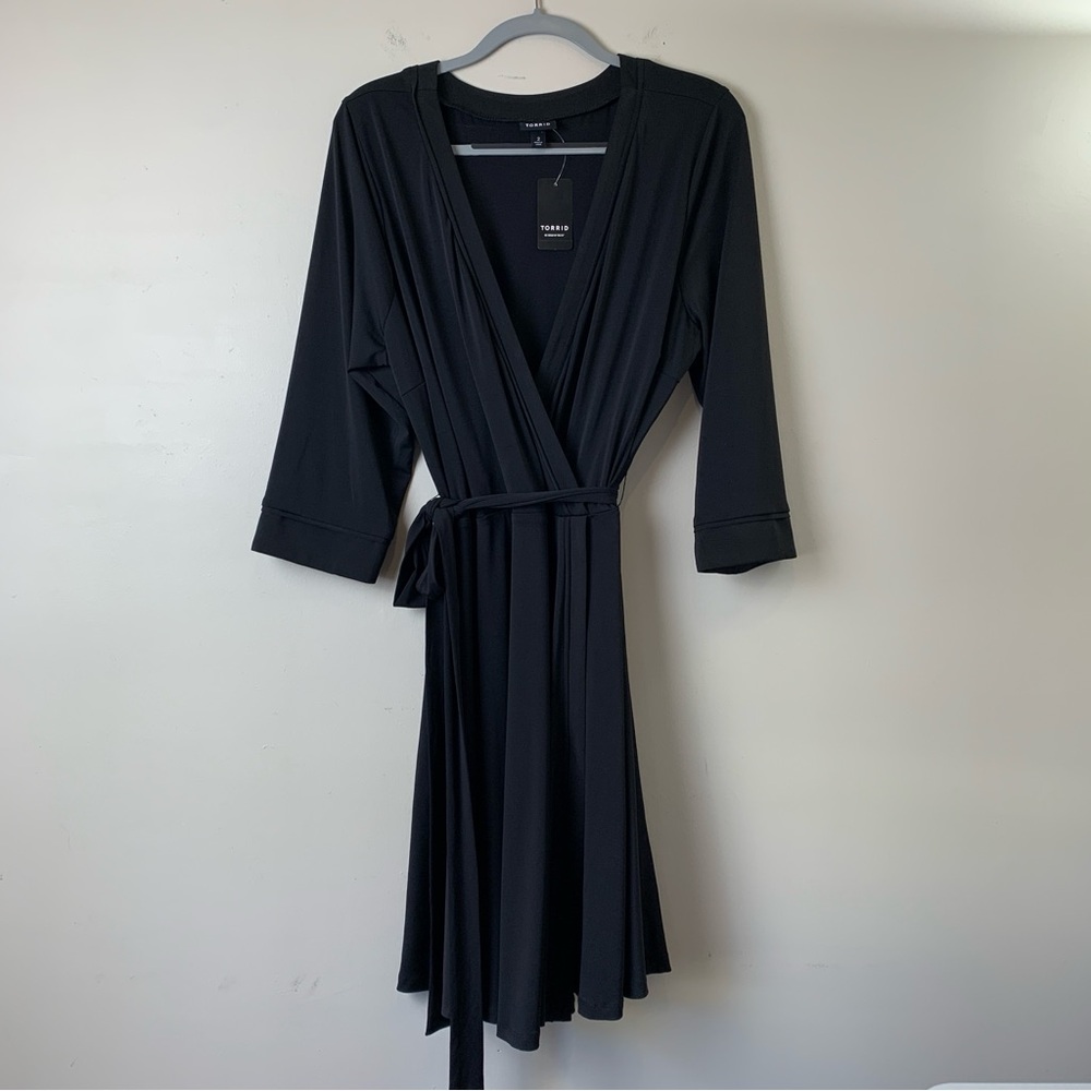 Torrid wrap pullover dress 3/4 sleeves -2 - Picture 2 of 13